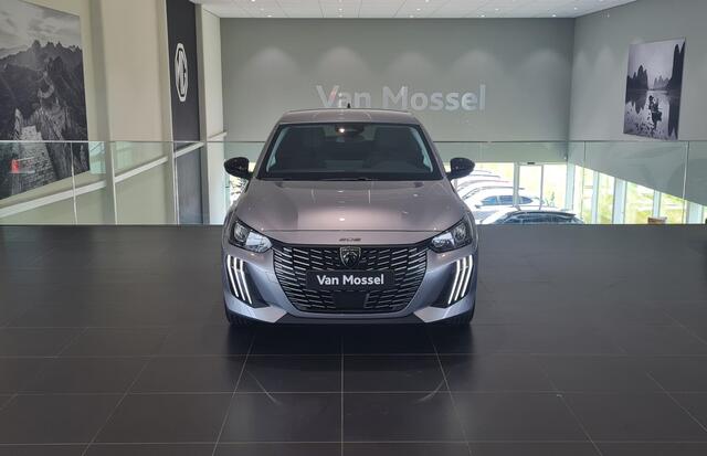 Peugeot e-208 EV Allure 51 kWh | Climate Control | Navigatie | Apple Carplay / Android Auto | Camera | Parkeersensoren | Direct uit Voorraad Leverbaar!