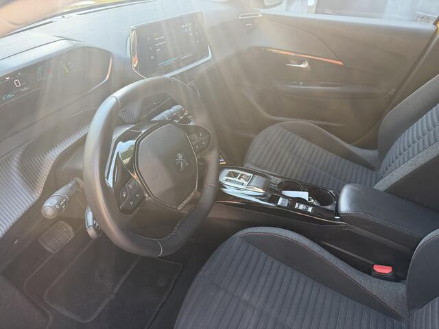 Peugeot e-208 EV Active 50 kWh Automaat Bj 2022 Km 70.000 Dealer onderhouden