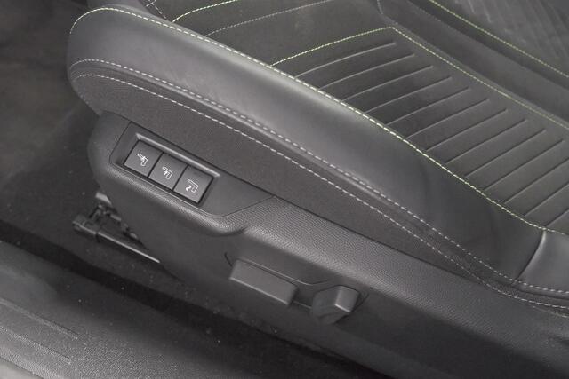 Peugeot e-208 EV GT 54 kWh | 95,7% SOH | 11 KW Lader | 360 Camera | Alcantara Pakket | Navigatie