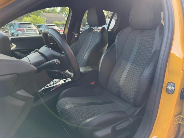 Peugeot e-208 GT-Line Navi Carplay Camera Airco(ECC) bj2022