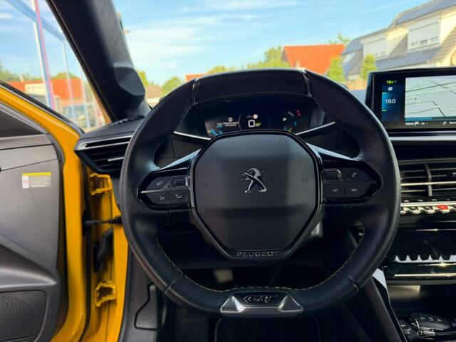 Peugeot e-208 GT-Line Navi Carplay Camera Airco(ECC) bj2022