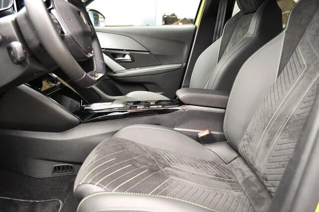 Peugeot e-208 GT 51 kWh elek stoel+verw+mass navi adcrc Cam v+a