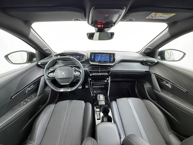 Peugeot e-208 EV GT350 SOH 98% Panoramadak Virtual Cockpit 360°Camera Keyless 3D-Navi Ecc Apple Carplay Android Auto Pdc Sensor dodehoek Regen-Lichtsensor Cruise Control Lmv Privacy Glas Isofix Led DAB Bluetooth 1e Eigenaar Dealeronderhouden Origineel Nederlandse Auto