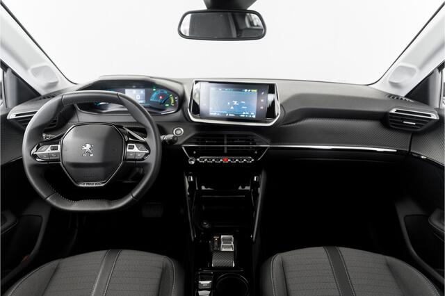Peugeot e-208 EV Allure 50 kWh|Warmtepomp|3-fase 11kW|Applecarplay|