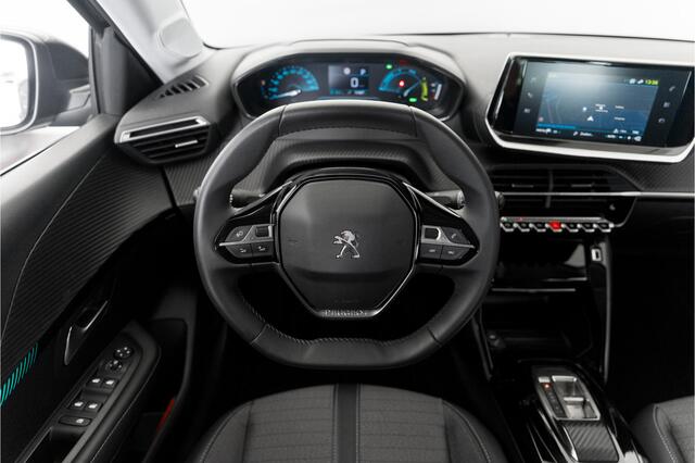 Peugeot e-208 EV Allure 50 kWh|Warmtepomp|3-fase 11kW|Applecarplay|