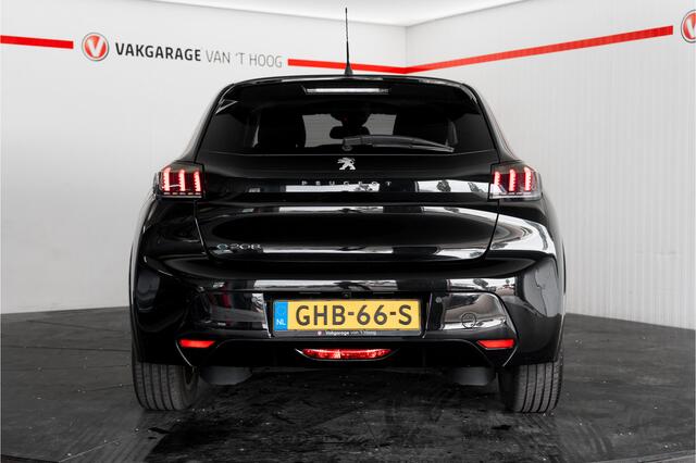 Peugeot e-208 EV Allure 50 kWh|Warmtepomp|3-fase 11kW|Applecarplay|