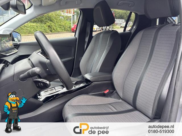 Peugeot e-208 EV Allure Pack 50 kWh GARANTIE/SOH 89%/CCS/CRUISE/CLIMA/CARPLAY/CAMERA/LICHTMETAAL rijklaarprijs!