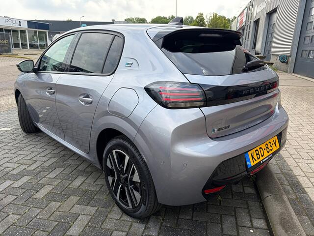 Peugeot e-208 EV Allure Avantage 51 kWh NIEUW! (SOH) 98%