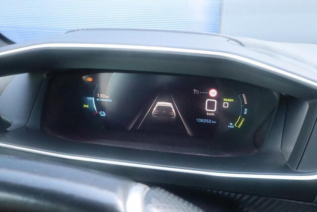 Peugeot e-208 EV GT Pack 50 kWh | SOH 92,4% | Panoramadak | Apple Carplay/Android Auto | Virtual cockpit | Adaptive cruise