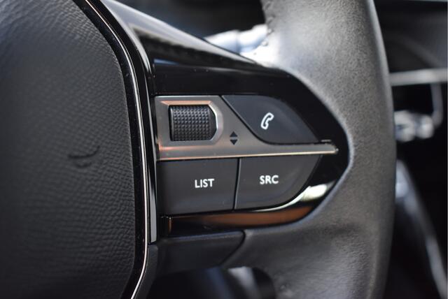 Peugeot e-208 EV Active 50 kWh Cruise control, Climate control, Carplay