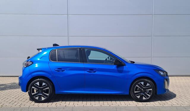 Peugeot e-208 EV Allure 51 kWh | Navigatie | Camera | Cruise Control | Stoelverwarming | Apple Carplay/Android Auto | VOORRAAD ACTIE MODEL