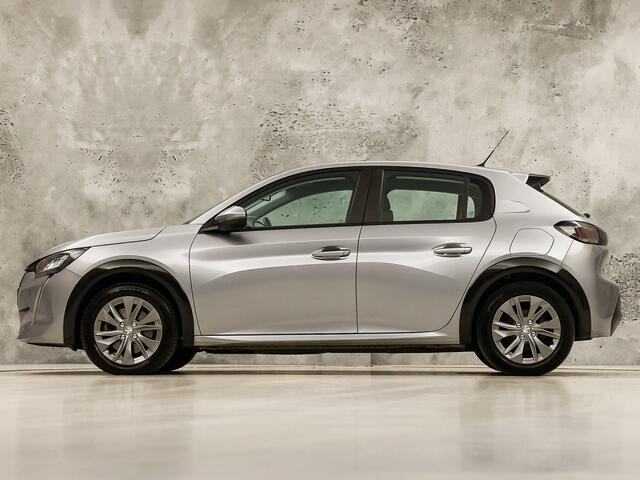 Peugeot e-208 EV Active 50 kWh Automaat (APPLE CARPLAY, SOH 91,3%, GROOT NAVI, 360 CAMERA, SPORTSTOELEN, LM VELGEN, KEYLESS, NIEUWSTAAT)