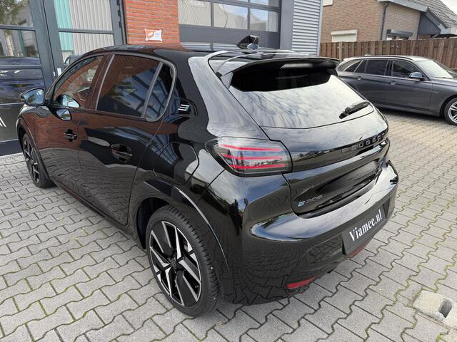 Peugeot e-208 EV GT Avantage 51 kWh | Pano | Massage | Warmtepomp