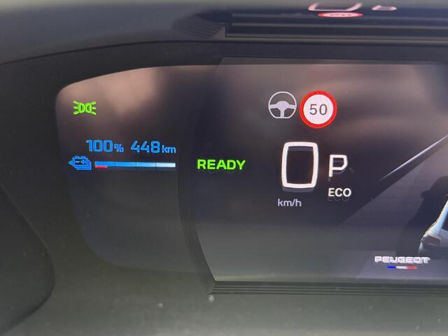 Peugeot e-208 EV GT Avantage 51 kWh | Pano | Massage | Warmtepomp