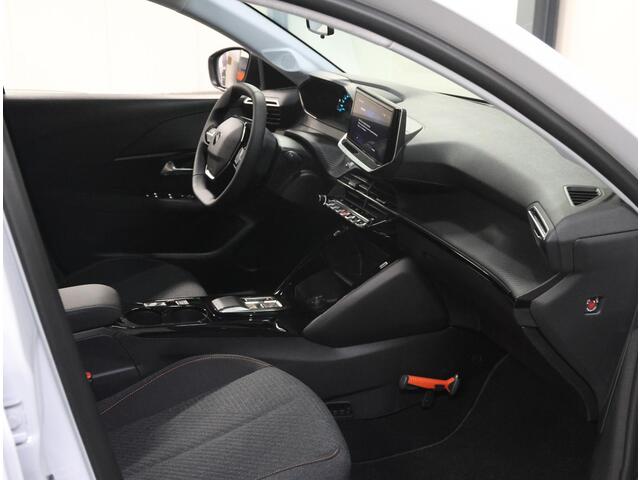 Peugeot e-208 EV Allure 51 kWh 156PK | 1ste eigenaar | AppleCarplay/AndroidAuto | FULL LED | Lederen Stuurwiel | Climate Control | Cruise Control | Isofix | Privacy Glass | Parkeersensoren |