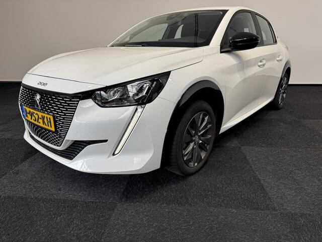 Peugeot e-208 50Kwh SOH 98% | Carplay | Parkeersensor | Cruise Control