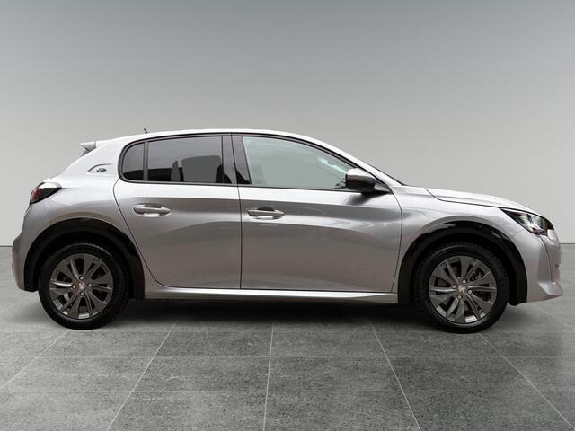 Peugeot e-208 Allure Pack EV 3-FASEN 50kWh 136pk | TREKHAAK | STOELVERW. | KEYLESS ENTRY | ADAPTIVE CRUISE | 3D i-COCKPIT® | CAMERA | NAVI |
