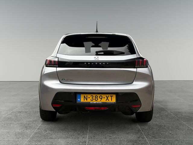 Peugeot e-208 Allure Pack EV 3-FASEN 50kWh 136pk | TREKHAAK | STOELVERW. | KEYLESS ENTRY | ADAPTIVE CRUISE | 3D i-COCKPIT® | CAMERA | NAVI |