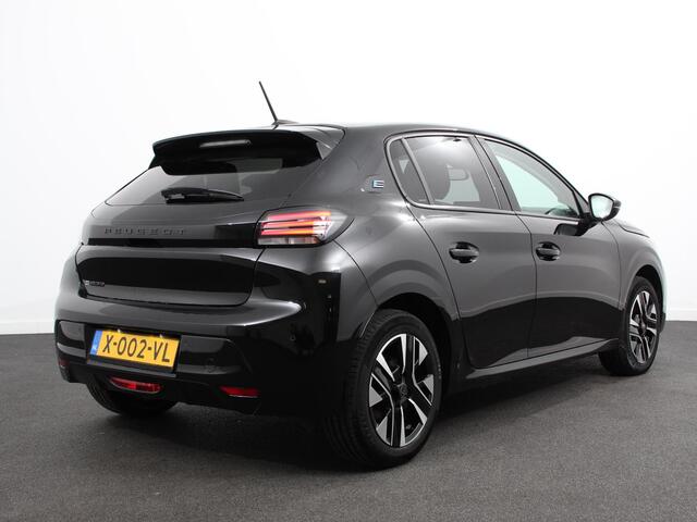 Peugeot e-208 EV Active Pack 50 kWh Climate Control Cruise control Half lederen bekleding Led verlichting Lichtmetalen velgen Navigatie Apple Carplay/Android Auto Parkeersensoren Stoelverwarming – foto 6
