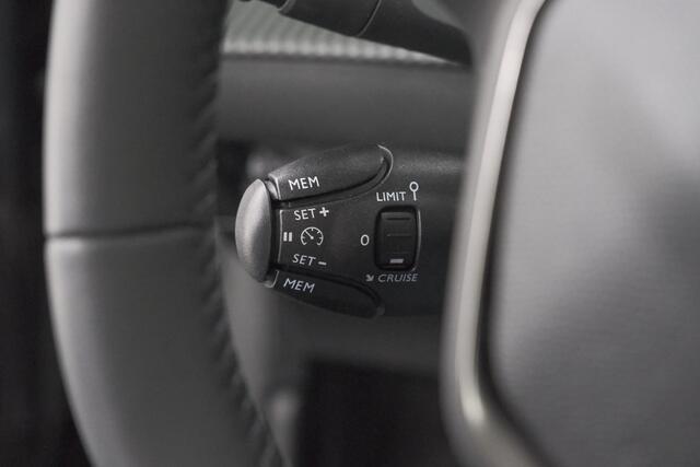 Peugeot e-208 EV Allure 50 kWh | 98,9% SOH | 11 KW Lader | Navigatie | Parkeersensoren – foto 3
