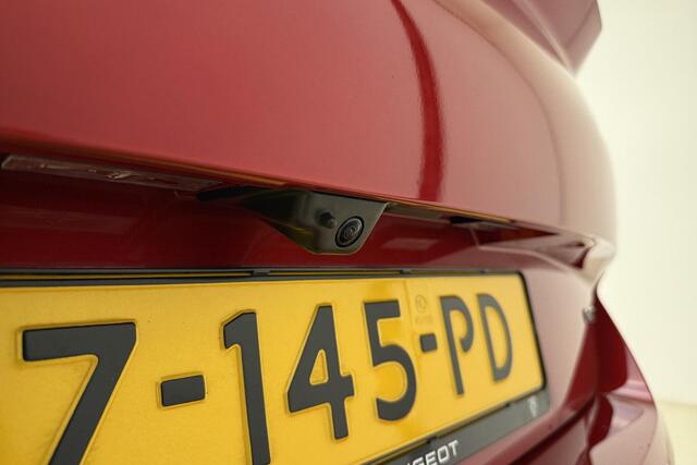 Peugeot e-308 SW GT EV 54 kWh | 360 graden camera's | Sportuitvoering | Adaptive cruise | Elektrische achterklep | Stuurverwarming | Afneembare trekhaak | Hill hold | Dodehoekdetectie | Climate control