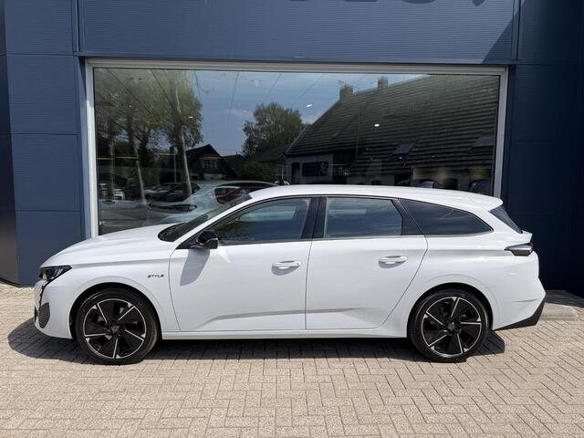 Peugeot e-308 SW Style EV 54 kWh | Nieuwe Auto | Tot 8 jaar Garantie | Tot 420 Km WLTP | Navigatie via Telefoon | Warmtepomp | 18" Lichtmetalen Velgen | Adaptieve Cruise Control met Drive Assist | Full LED Verlichting | Apple Carplay/Android Auto.