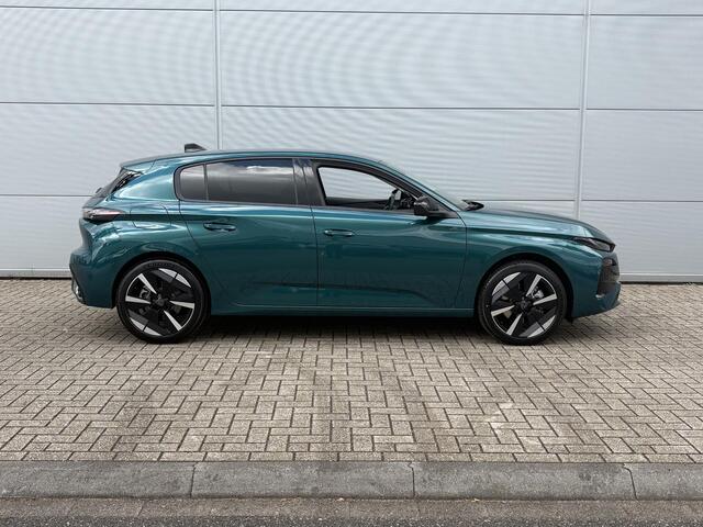 Peugeot e-308 Allure EV 54 kWh | Camera | Cruise Control | Navigatie | Keyless entry | Apple carplay/Android Auto