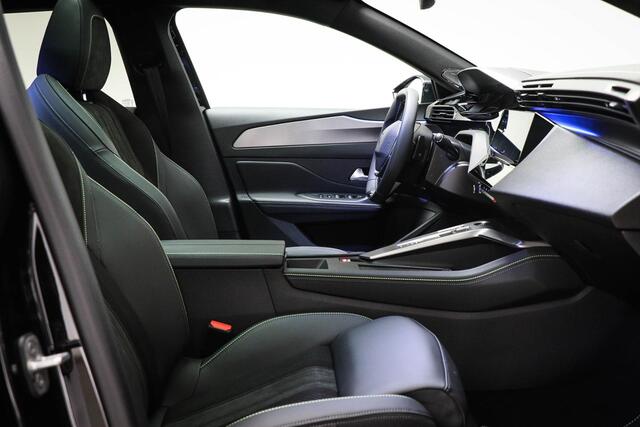 Peugeot e-408 GT 58 kWh | NIEUW | PANORAMADAK | STUURVERWARMING | MASSAGE | DAB | APPLE | 360 CAMERA