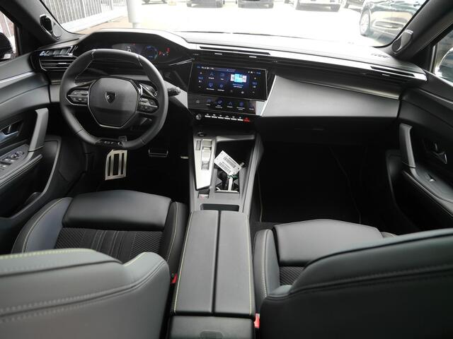 Peugeot e-408 GT 58 kWh | Stoel en stuurverwarming | Panoramadak | Focal audio | 360 graden camera | Adaptive cruise control | Draadloze telefoonlader | Warmtepomp | Nieuwe auto