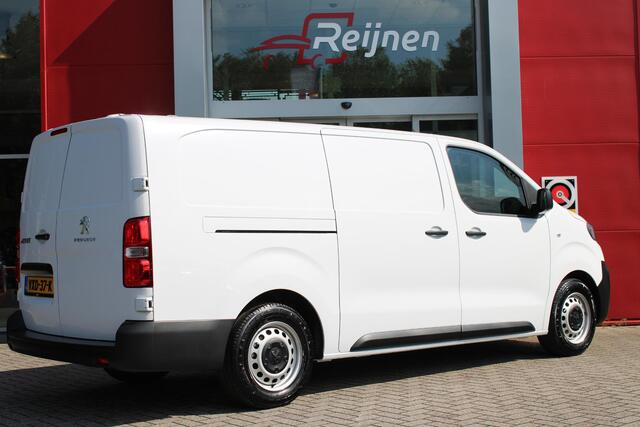 Peugeot e-Expert EV L3 136PK AUTOMAAT 75 kWh | 2 SCHUIFDEUREN | NAVIGATIE 10" TOUCHSCREEN | ACHTERUITRIJ CAMERA | APPLE CARPLAY/ANDROID AUTO | PARKEERSENSOREN | CRUISE CONTROL | DAB+ RADIO | NIEUWE BUS! | 3-ZITS | LAADRUIMTE PAKKET | 3-FASE! | DOORSCHUIFLUIK |