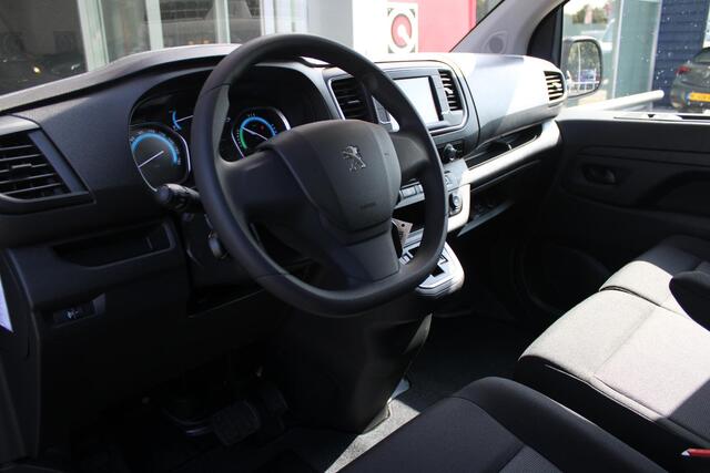Peugeot e-Expert EV L3 136PK AUTOMAAT 75 kWh | 2 SCHUIFDEUREN | NAVIGATIE 10" TOUCHSCREEN | ACHTERUITRIJ CAMERA | APPLE CARPLAY/ANDROID AUTO | PARKEERSENSOREN | CRUISE CONTROL | DAB+ RADIO | NIEUWE BUS! | 3-ZITS | LAADRUIMTE PAKKET | 3-FASE! | DOORSCHUIFLUIK |