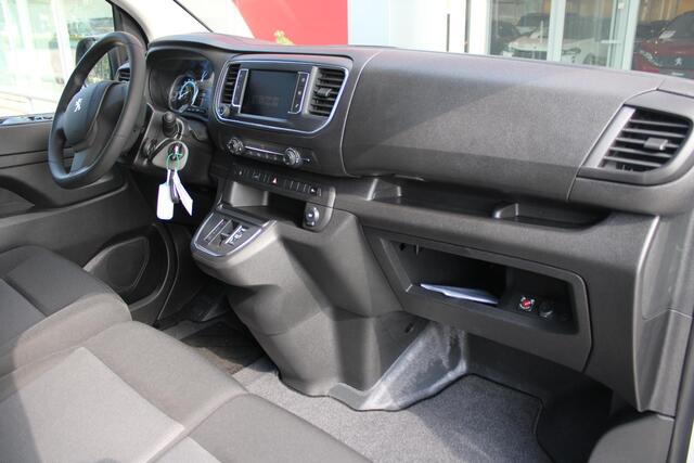 Peugeot e-Expert EV L3 136PK AUTOMAAT 75 kWh | 2 SCHUIFDEUREN | NAVIGATIE 10" TOUCHSCREEN | ACHTERUITRIJ CAMERA | APPLE CARPLAY/ANDROID AUTO | PARKEERSENSOREN | CRUISE CONTROL | DAB+ RADIO | NIEUWE BUS! | 3-ZITS | LAADRUIMTE PAKKET | 3-FASE! | DOORSCHUIFLUIK |