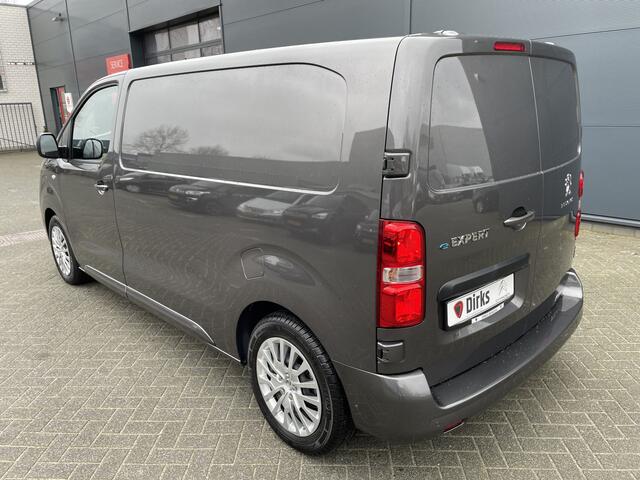 Peugeot e-Expert EV L2 75 kWh (Camera - Laadruimte betimmering - Navigatie - Airco - Parkeersensoren - Apple Carplay)