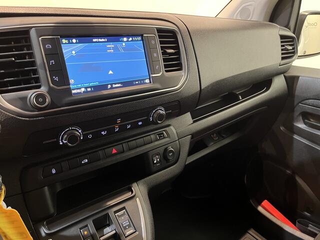 Peugeot e-Expert EV L2 75 kWh Servicebus / Inrichting / 100% Elektrisch / Airco / 220V. / Trekhaak / Camera / Cruise Control / Navigatie / CarPlay / 3-Zits / 1.900 KM !!