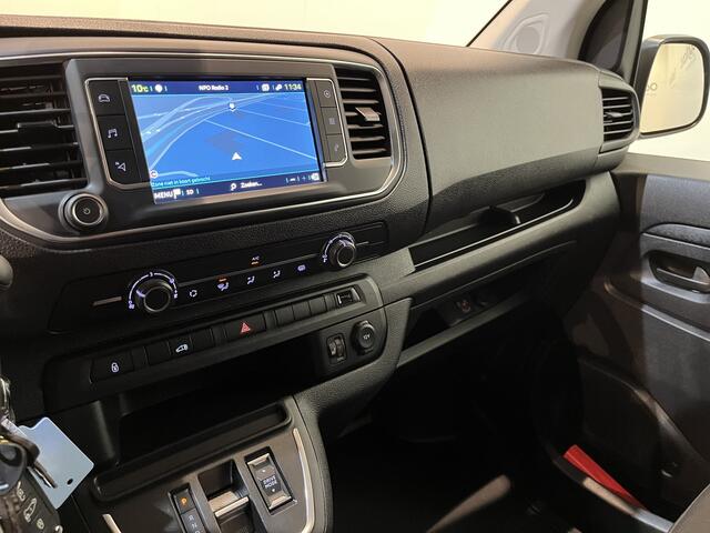 Peugeot e-Expert EV L2 75 kWh Servicebus / Inrichting / 100% Elektrisch / Airco / 220V. / Trekhaak / Camera / Cruise Control / Navigatie / CarPlay / 3-Zits 13.000 KM !!