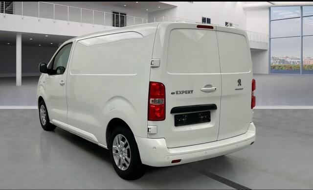 Peugeot e-Expert Premium L2 50 kWh Bus Inrichting/ECC/Camera/Navi/Stoelverwarming