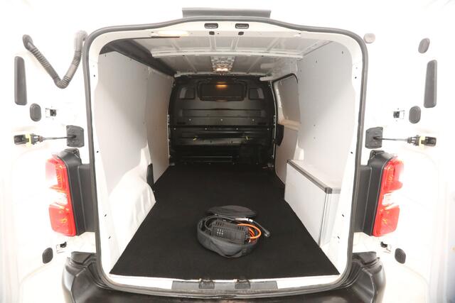 Peugeot e-Expert L2H1 | 75 kWh | Elektrisch | EMISSIEVRIJE ZONE | Airco | Cruise | PDC | 3 Persoons | Stoelverwarming