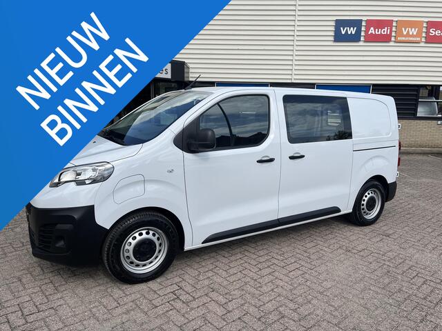 Peugeot e-Expert EV L2 75 kWh Fabrieksnieuwe auto, 2 x schuifdeuren met ramen, 2 x achterdeuren met ramen, laadruimte bescherming, airco, CARPLAY etc.