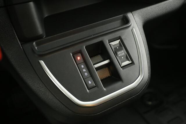 Peugeot e-Expert L2H1 75 kWh | 2025 | Elektrisch | Snelladen | 360° Camera | 3-Zits | Airco | Cruise | Carplay