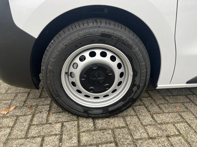 Peugeot e-Expert EV L2 50 kWh 136 pk Automaat / WLTP tot 352 km / CCS snelladen / Airco / 3 zits / Automaat /