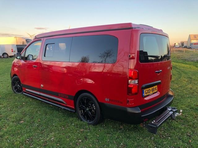 Peugeot e-Expert Long 75 kWh Fixxter XXL | 100% Elektrisch | Cruise Control | Navigatie | Licht Metalen Velgen | Trekhaak | Sidebars