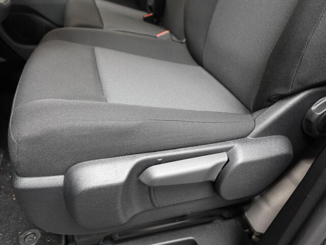 Peugeot e-Expert Long Premium 75 kWh 3-zits Automaat Airco Navi