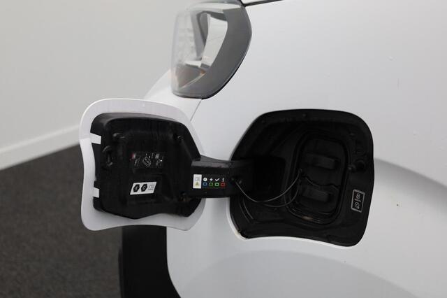 Peugeot e-Expert Premium Long 75 kWh L3H1 | VERWACHT!! | Snelladen | Airco | Carplay | 3 Zits | Navigatie | Trekhaak