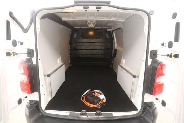 Peugeot e-Expert Opel Vivaro-e 75 kWh L2H1 | Snelladen | SOH 87% | Airco | Cruise | 3 Zits | Carplay | Parkeersens.