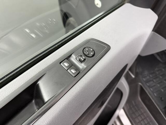 Peugeot e-Expert Lang 75 kWh | Elektrisch | Multimedia | Camera | Airco | Cruise | Betimmering