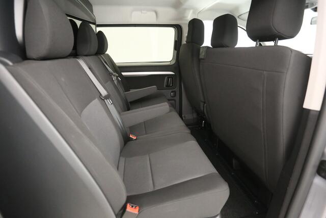Peugeot e-Expert Long Premium 75 kWh L3H1 | Snelladen | SOH 98% | DC | 6 Zits | Airco | Camera | Cruise | Carplay | 3 Zits | 2xSchuifdeur