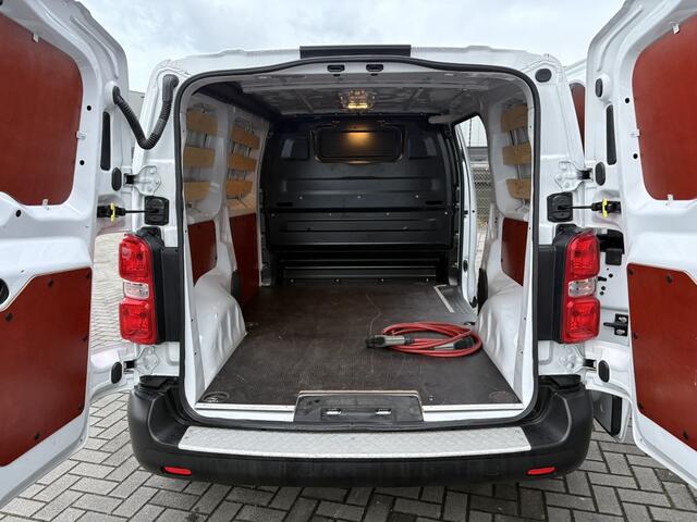 Peugeot e-Expert 75 kWh L2 | airco | navigatie | Cruise