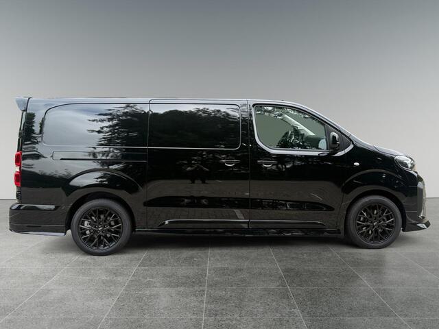 Peugeot e-Expert EV L3 75kWh 136pk STX SPORT | Lederen bekleding STX | STX Pakket | Dakspoiler | Sideskirts | 18 inch zwarte velgen | City NAVI Pakket | Comfort Pakket | Exterieur Pakket | Full ECO LED verlichting | Winter Pakket | Dubbele schuifdeur | Houten afwerking laadruimte | Scheidingswand comfort met raam | Reservewiel