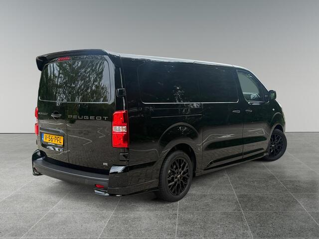 Peugeot e-Expert EV L3 75kWh 136pk STX SPORT | Lederen bekleding STX | STX Pakket | Dakspoiler | Sideskirts | 18 inch zwarte velgen | City NAVI Pakket | Comfort Pakket | Exterieur Pakket | Full ECO LED verlichting | Winter Pakket | Dubbele schuifdeur | Houten afwerking laadruimte | Scheidingswand comfort met raam | Reservewiel