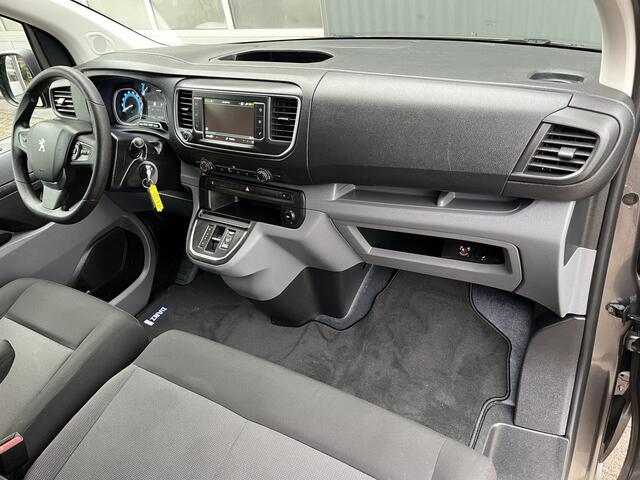 Peugeot e-Expert 50 kWh Long 9-Persoons Dubbele schuifdeur Groepsvervoer Airco Cruise controle Navigatiesysteem Telefoonverbinding Apple carplay Stuurwielbediening SOH 90% Oplaadkabel – foto 7